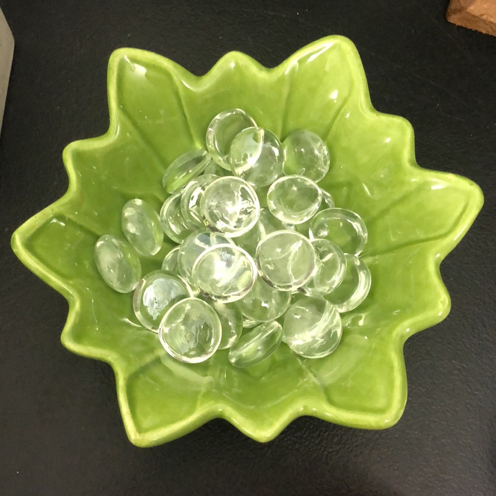Bee Butterfly Watering Station Green Leaf-Shaped Ceramic Bowl w/ Glass Stones 🐝🦋